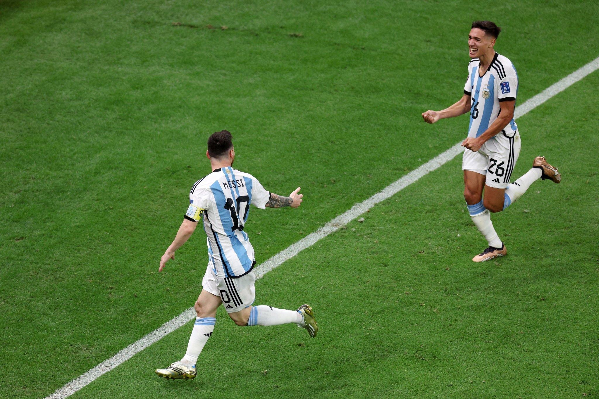 Messi va Maradona anh 3