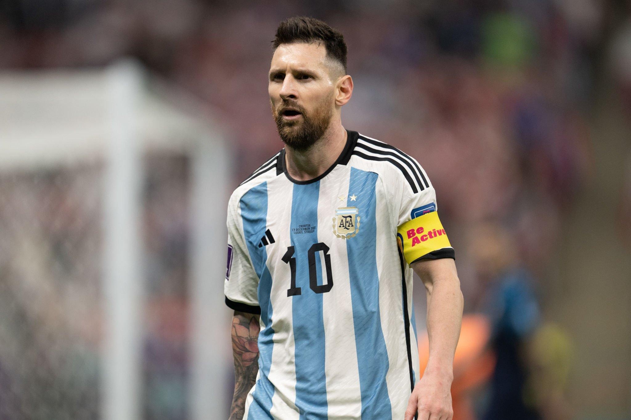 Messi va Maradona anh 4