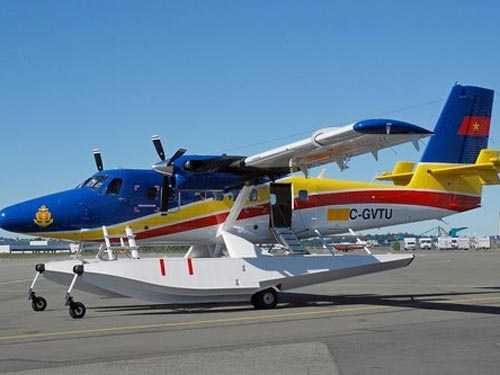 Viet Nam sap co thuy phi co tu nhan dau tien hinh anh