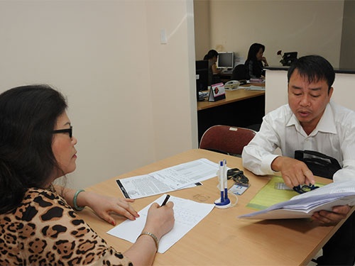 Choang voi cuoc dien thoai hang chuc trieu dong hinh anh