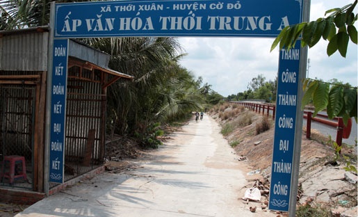 Lap ho so khong, lay tien ngan sach di du lich hinh anh