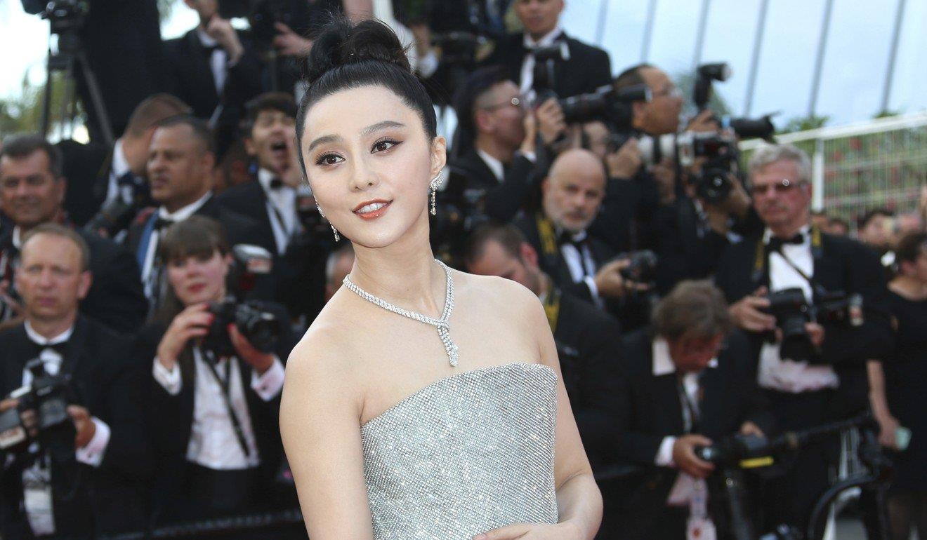 Showbiz TQ run ray sau vu Pham Bang Bang nop phat thue 130 trieu USD hinh anh