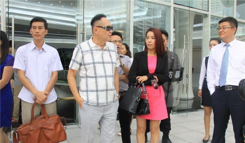 tỷ phú trăng hoa nhất Hong Kong ảnh 3 ty phu trang hoa nhat Hong Kong anh 3