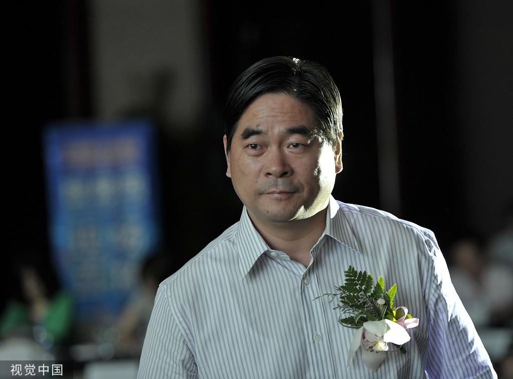 Tỷ phú Trung Quốc bị nghi ngờ ấu dâm bé gái 9 tuổi ảnh 3 Ty phu Trung Quoc bi nghi ngo au dam be gai 9 tuoi anh 3