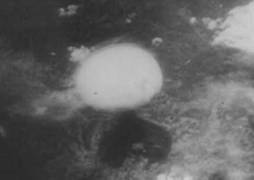Toan canh bom nguyen tu no tai Hiroshima tu khong trung hinh anh