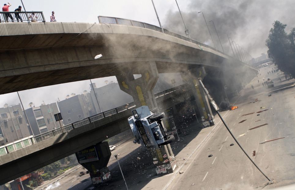 Canh tuong kinh hoang trong 'ngay dam mau' tai Ai Cap hinh anh