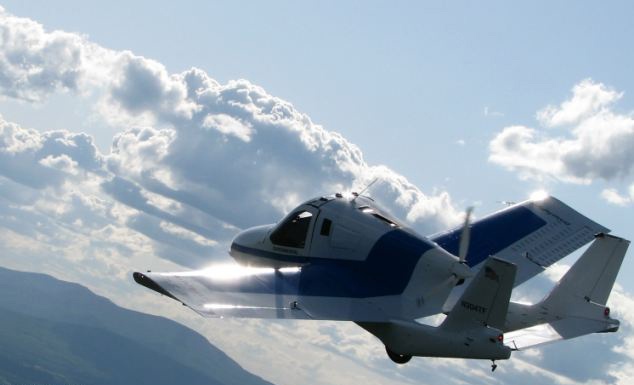 Man cat canh lich su cua o to bay hinh anh