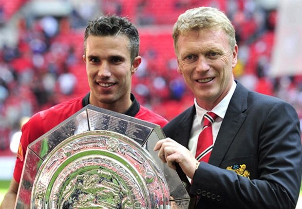 Van Persie bat ngo chi trich David Moyes, doi dau Rooney hinh anh
