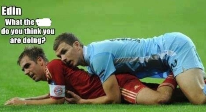 Anh che hai huoc bong da tuan qua hinh anh