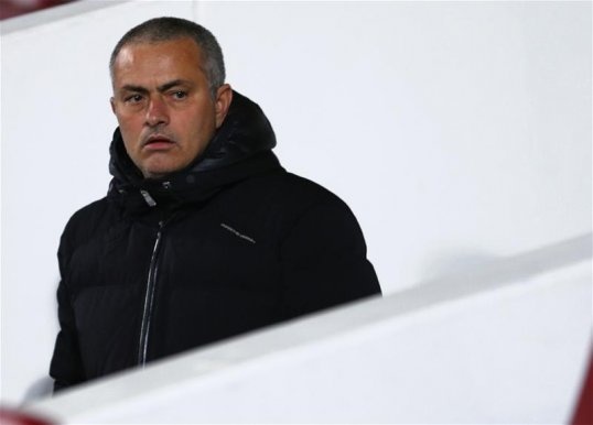 Chelsea dai thang, Mourinho 'no' tung bung hinh anh