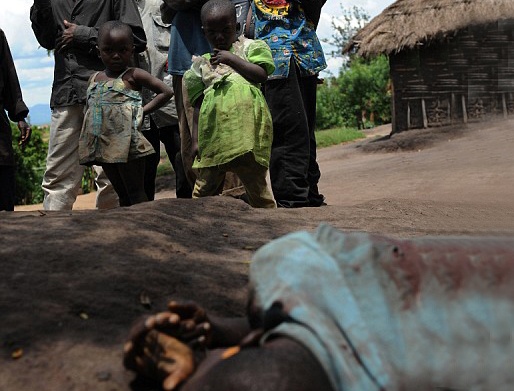 10 tham kich kinh hoang dem Giang sinh (ky 2) hinh anh