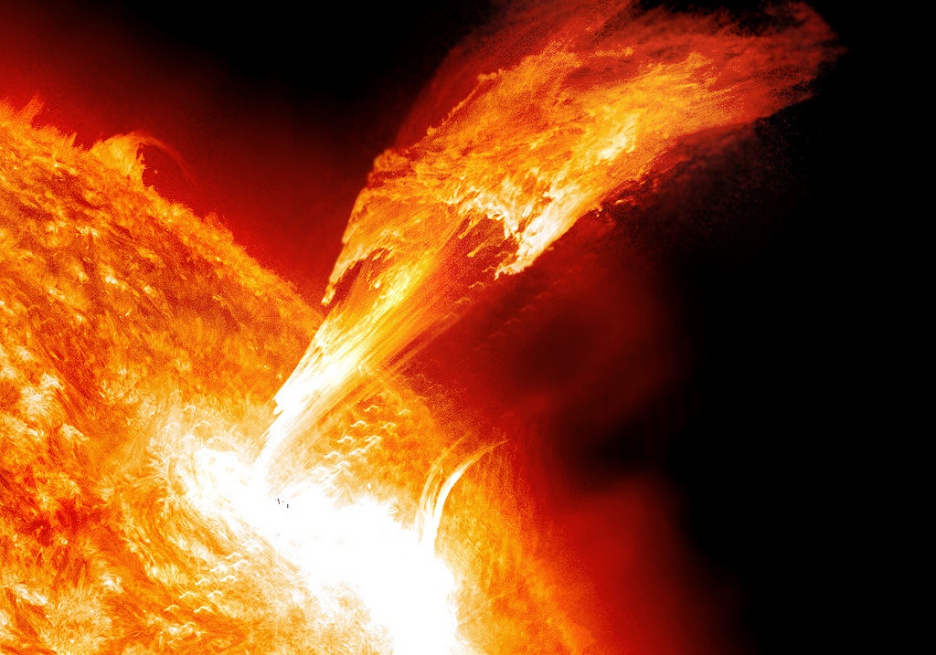 Thanh lap trung tam du bao sieu bao mat troi hinh anh