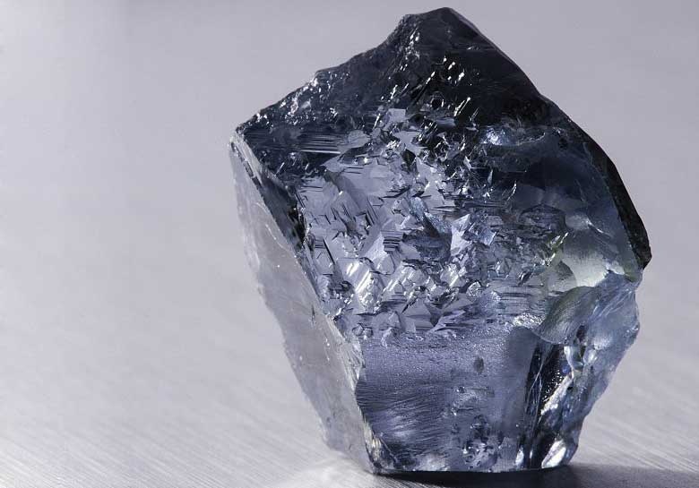 Phat hien kim cuong mau xanh cuc hiem hinh anh