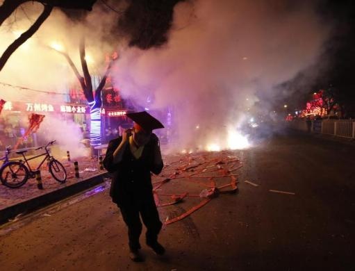 Chau A don giao thua xuan Giap Ngo 2014 hinh anh