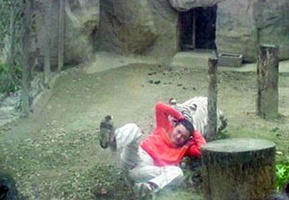 Ho trang can nguoi giua so thu Trung Quoc hinh anh