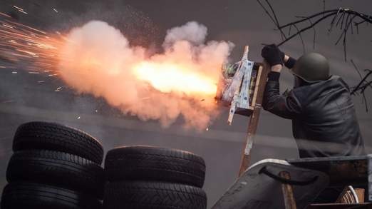 Canh dau sung nghet tho trong ngay dam mau nhat Ukraina hinh anh