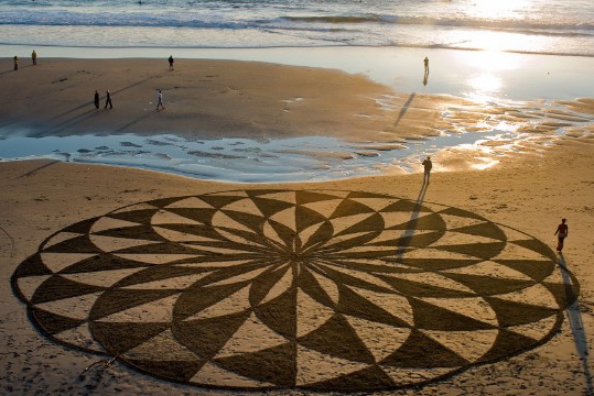 Ve tranh khong lo tren 30 bai bien hinh anh