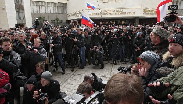 Nhieu thanh pho muon gia nhap cong hoa tu tri Crimea hinh anh