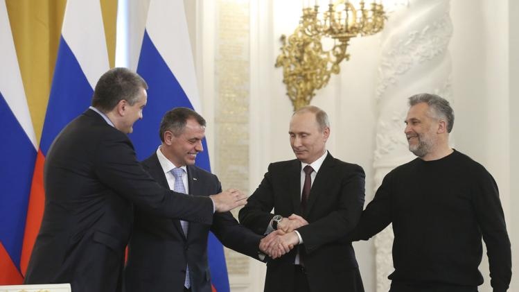 Crimea chinh thuc tro thanh lanh tho cua Nga hinh anh