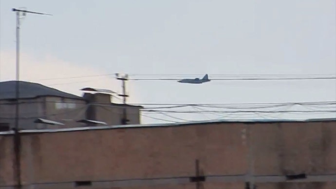 May bay quan su xuat hien o Kramatorsk hinh anh