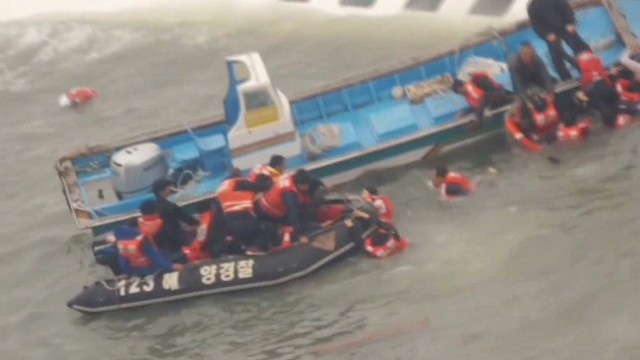 Tieng la het cua hanh khach tren tau chim am anh ngu dan hinh anh