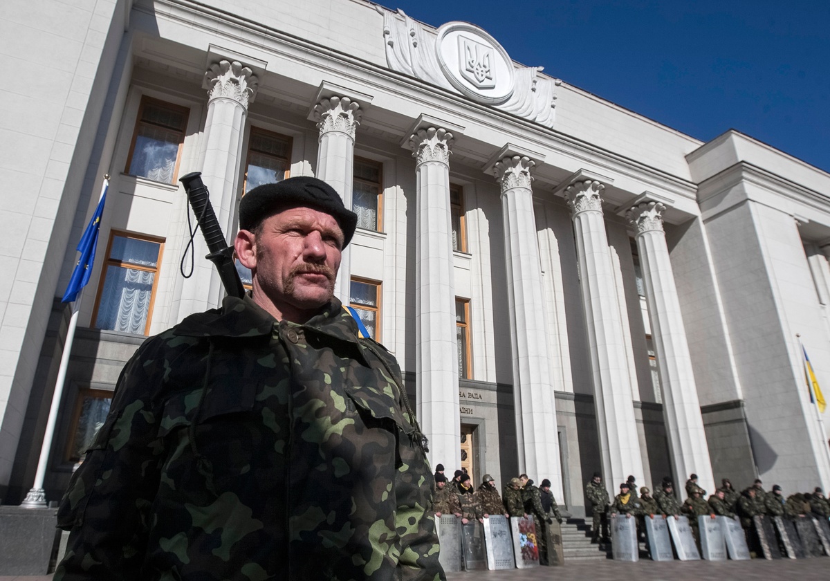 Nguoi Ukraina 'dong gia linh Nga de vu khong Moscow' hinh anh