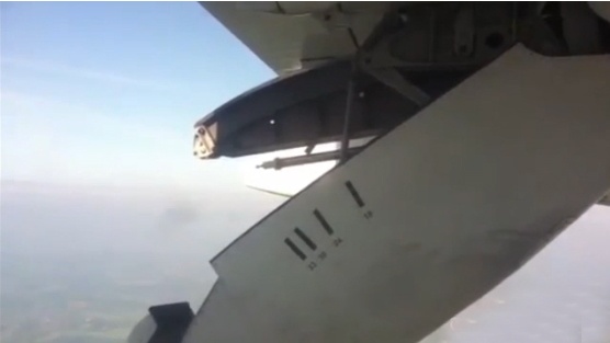 May bay rung canh sau khi roi duong bang hinh anh