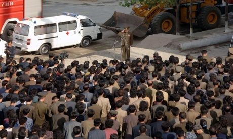 Chinh quyen Trieu Tien xin loi vi sap nha chung cu 23 tang hinh anh