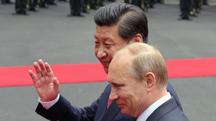 Trung Quoc muon ep gia khi dot tu Nga hinh anh