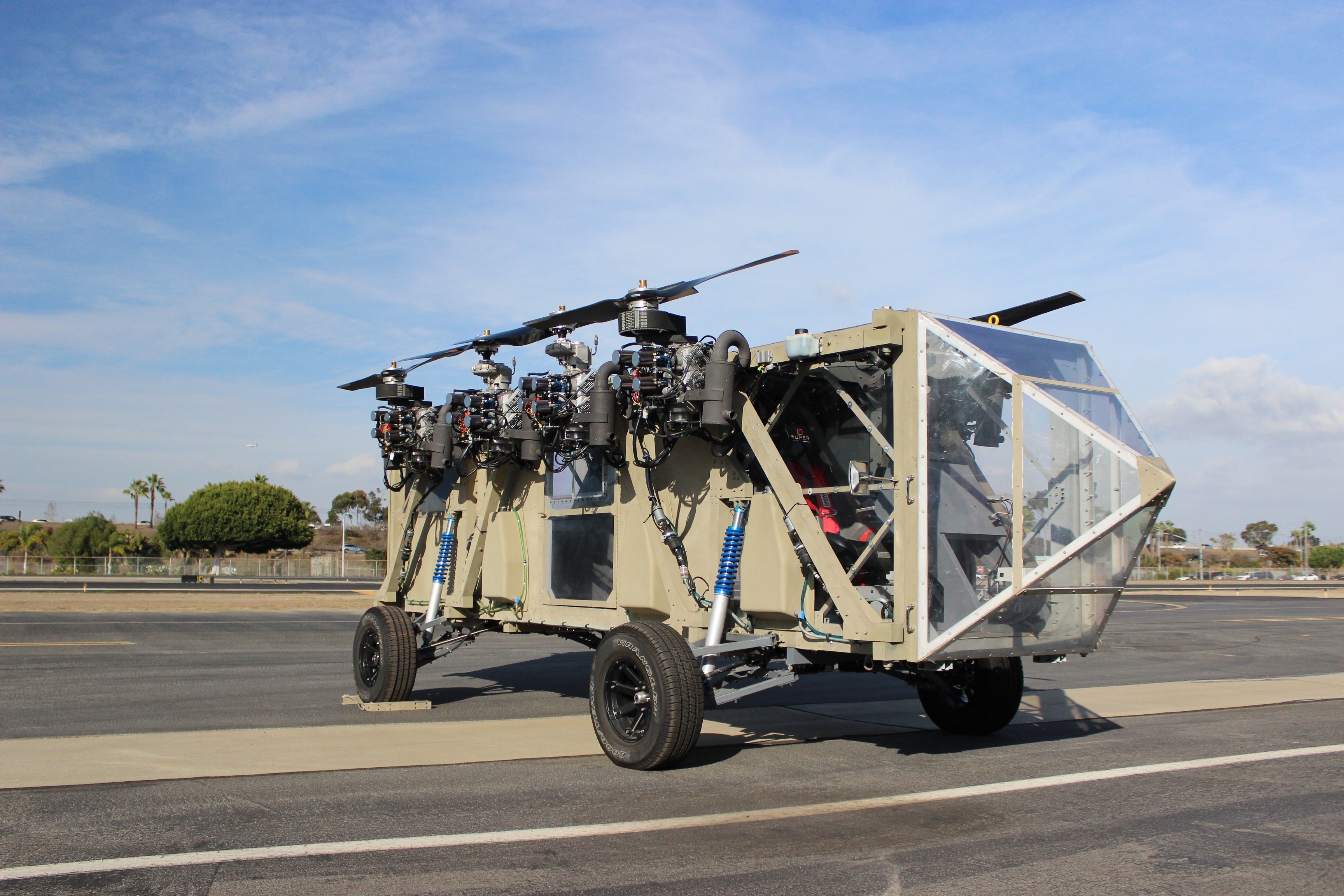 My thu nghiem 'xe cuu thuong bay' hinh anh