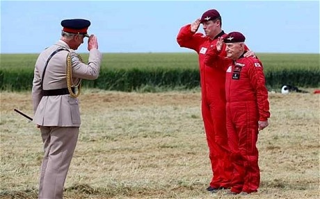 Cuu binh 89 tuoi nhay du xuong chien truong cu ngay D-Day hinh anh