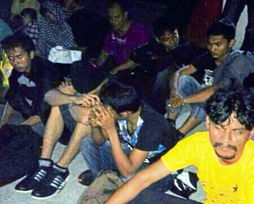 Tau chim ngoai khoi Malaysia, 66 nguoi mat tich hinh anh