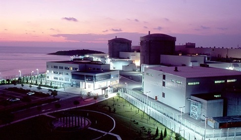 'Trung Quoc xay hai lo phan ung hat nhan manh nhat the gioi' hinh anh