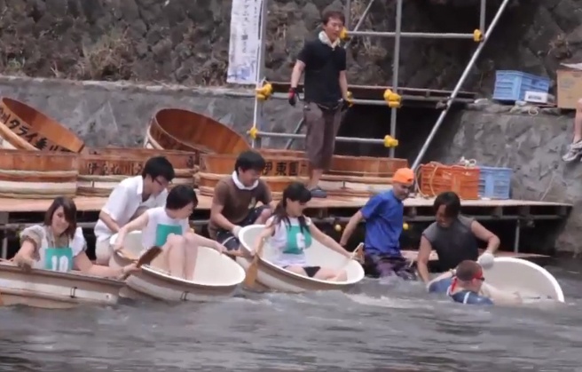 Hang tram nguoi dua bon tam o Nhat Ban hinh anh