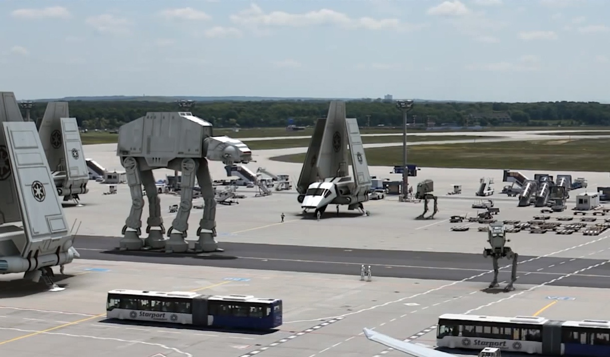 Nhieu may bay ky di dap xuong phi truong tai Duc hinh anh