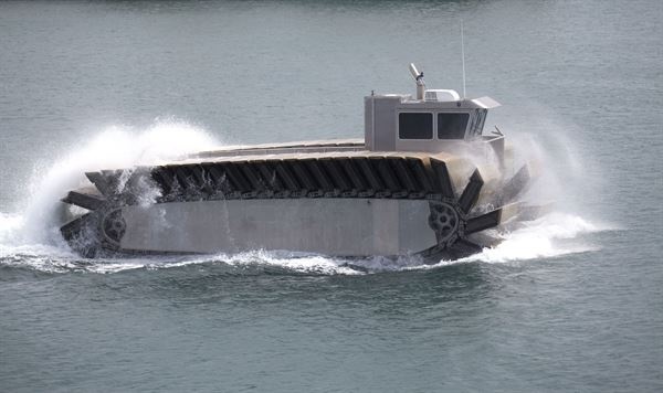 My thu thiet bi do bo co banh xich khong lo hinh anh