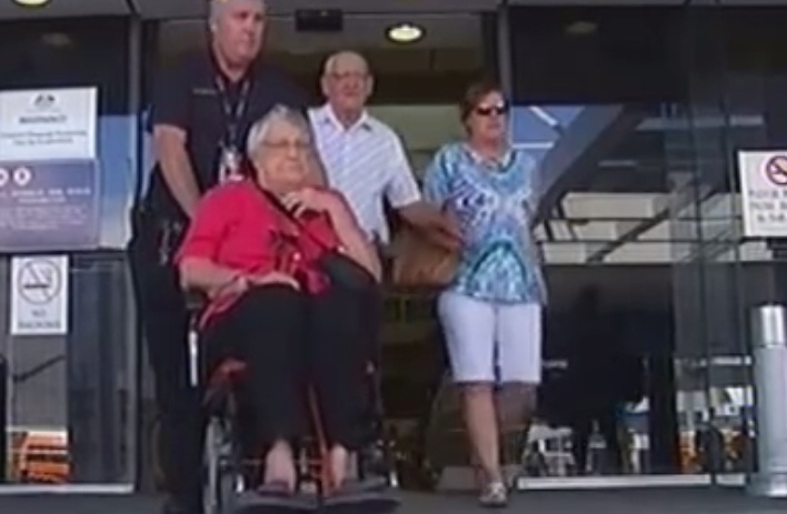 Tham kich cua gia dinh mat nhieu nguoi than vi MH17 va MH370 hinh anh