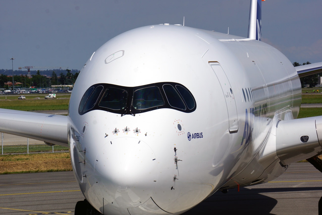 Kham pha doi thu de doa soan ngoi Boeing 777 hinh anh