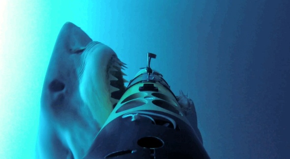 'Sat thu dai duong' ngoam tau lan khong nguoi lai hinh anh