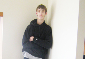 Brenden Adams - cau be 18 tuoi cao 2,31 m hinh anh