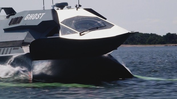 My khoe sieu ham tang hinh mang biet danh ‘con ma’ hinh anh