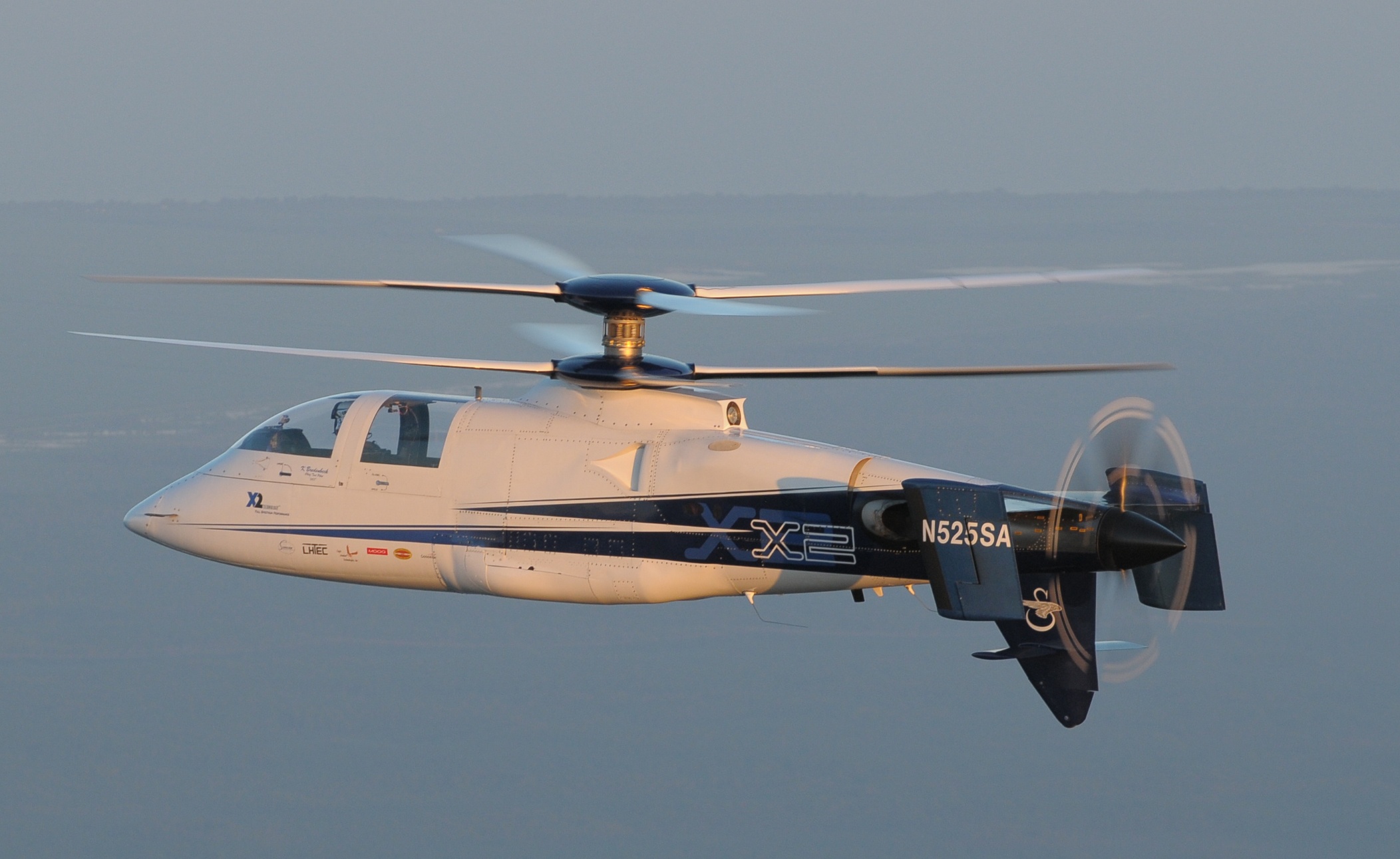 Truc thang nhanh nhat the gioi nhung chet yeu hinh anh