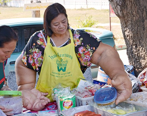 Nguoi phu nu ‘tay voi’ song trong dau don hon 50 nam hinh anh