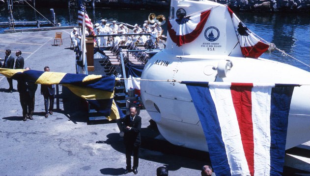 Sieu tau lan Alvin cua Hai quan My hinh anh