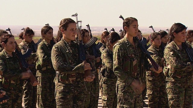 Nhung nu chien binh qua cam cung My chong IS hinh anh