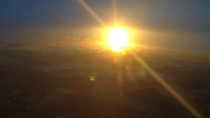 Toan canh vu ten lua NASA no tung nhin tu may bay hinh anh