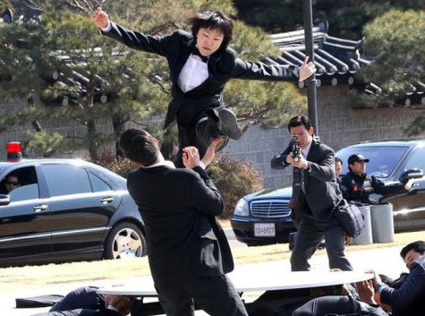 Nhung co gai xinh dep lam la chan song cho nguyen thu hinh anh