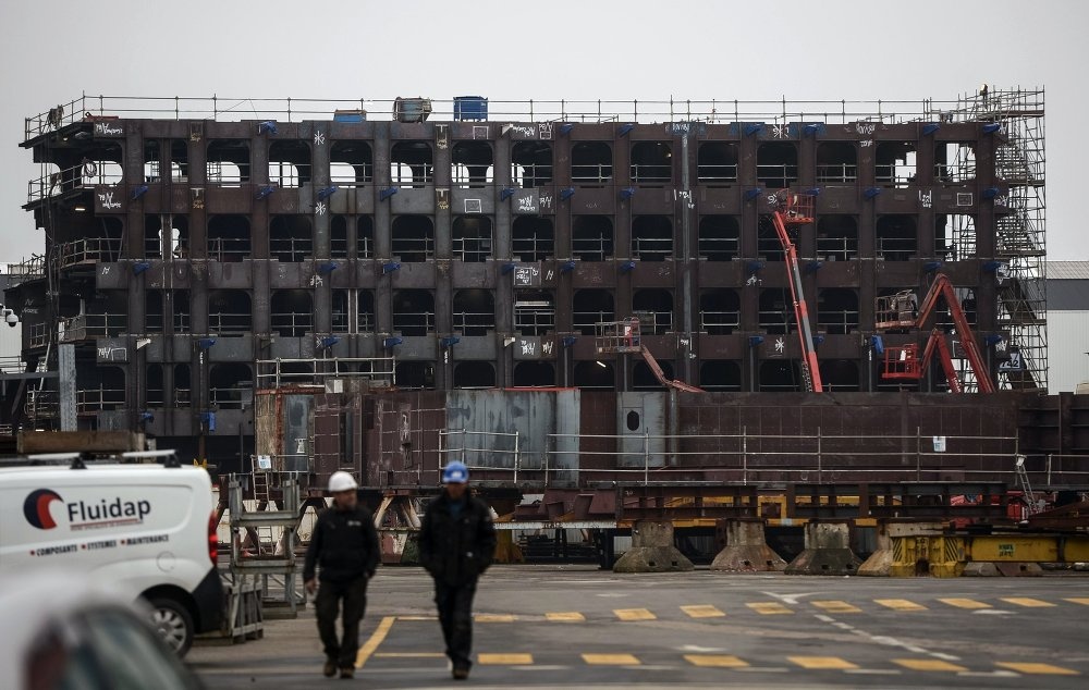 Linh My lau chui sung truong tan cong chu luc hinh anh