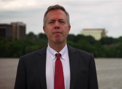 Tan Dai su My gui loi chao bang tieng Viet hinh anh