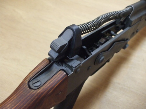 Quy trinh bao duong sung AK-47 hinh anh